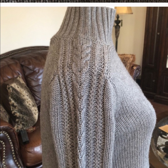 Beautiful Roots cable knit sweater with tags - Picture 9 of 9